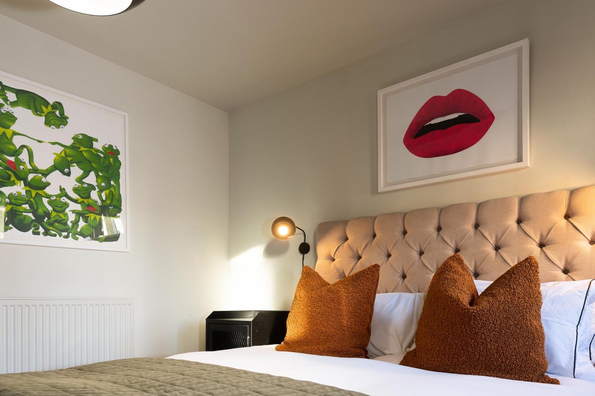 Stylish Seaside Home With King Beds And Parking Скарборо Екстер'єр фото